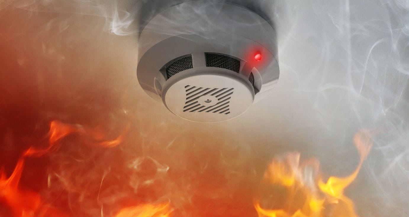 Fire and smoke alarm